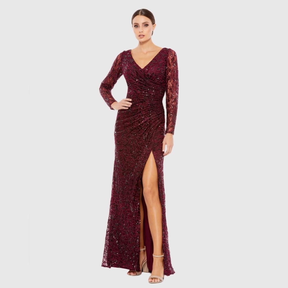 NWT $698 MAC DUGGAL Long Sleeve Ruched Sequined V-Neck Gown Maxi Long Dress